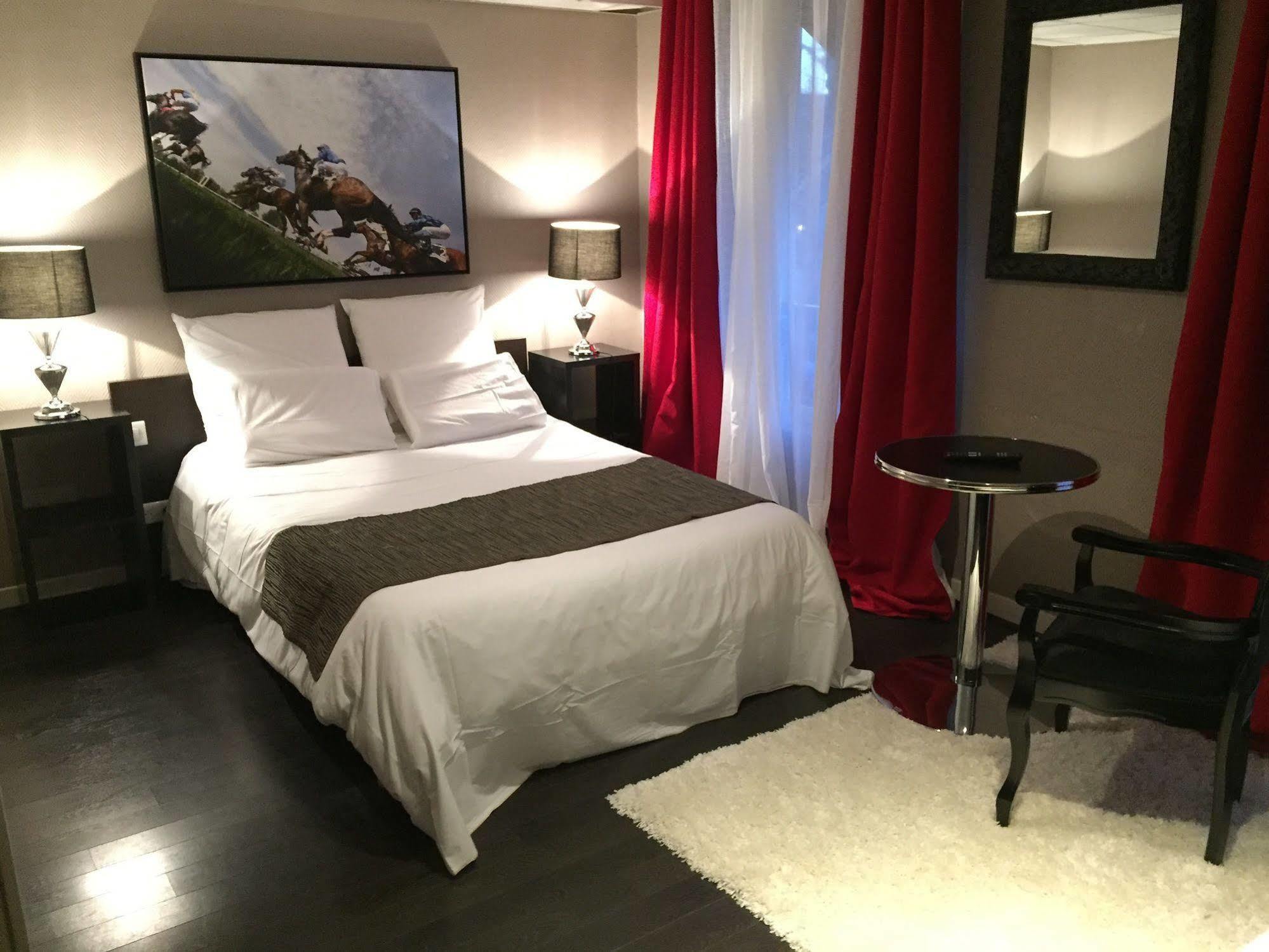 Hotel L'avenue 2*